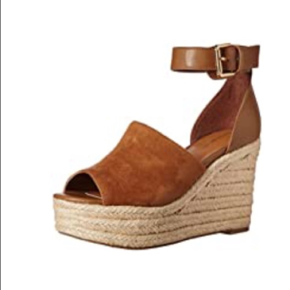 Shoes - Picture 4 of 4